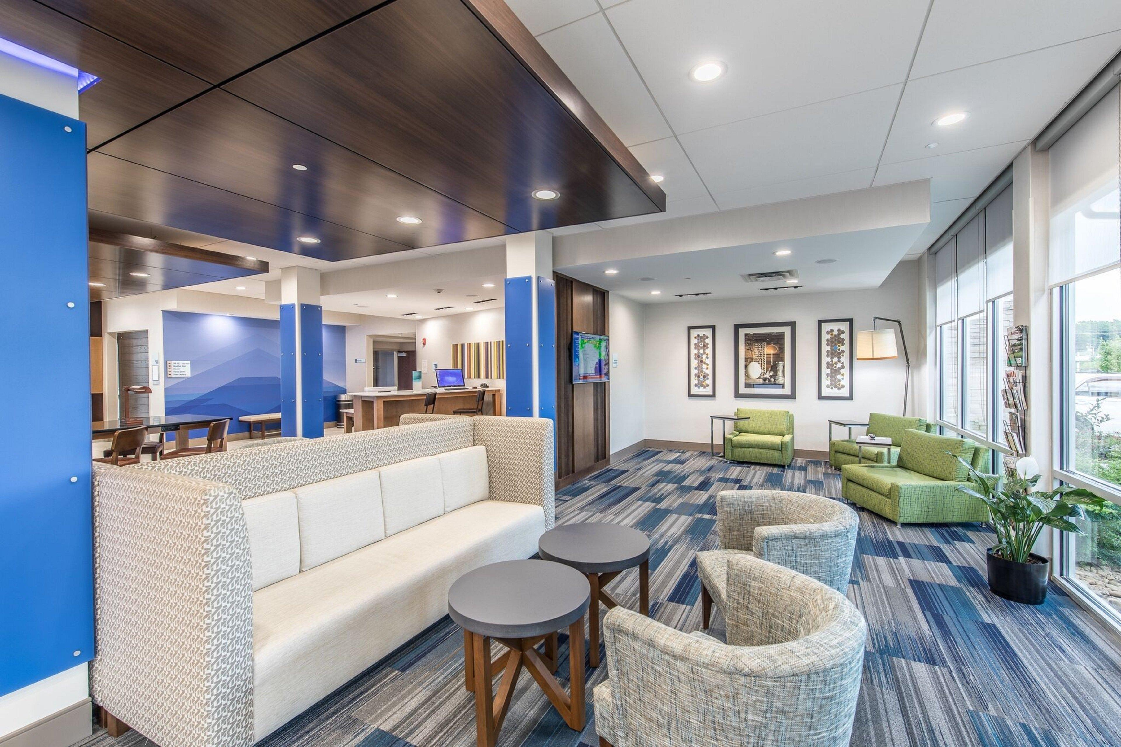 Holiday Inn Express & Suites - Milledgeville, An Ihg Hotel Extérieur photo